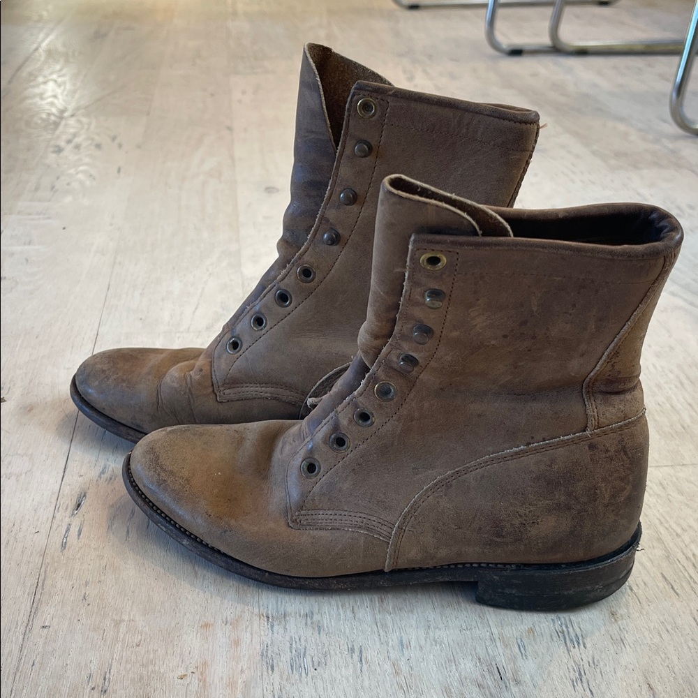 Vintage Brown Leather Boots - Picture 4 of 8